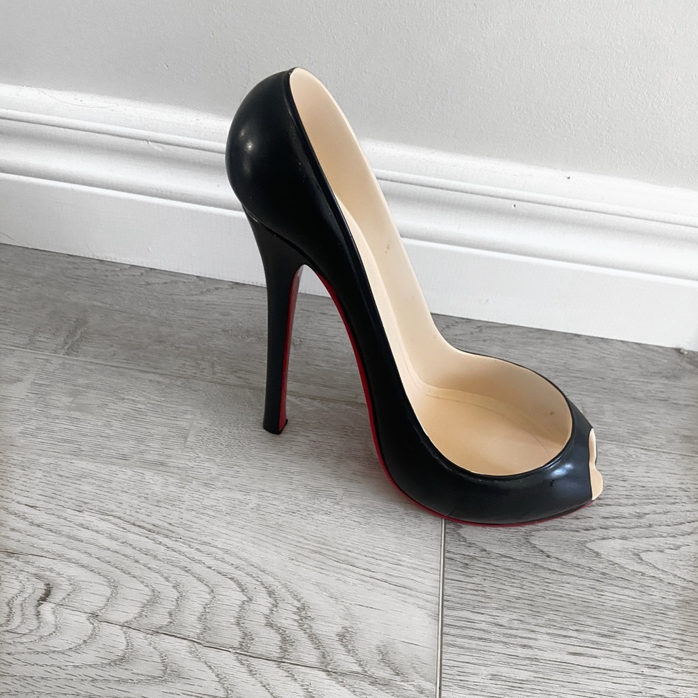 Open Toe Shoe Wine bottle holder